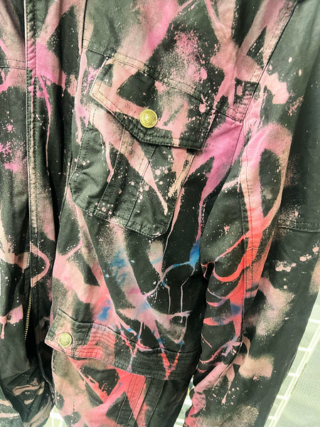 NEVER SLEEP URBAN CAMO MAGENTA & BLACK JACKET L